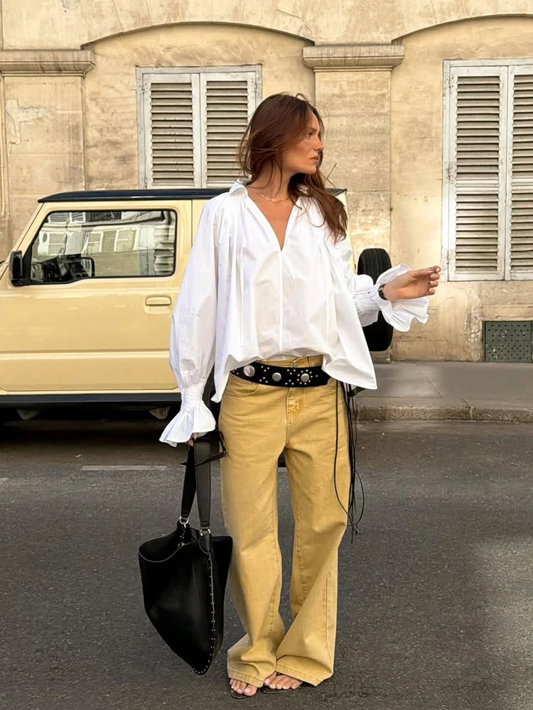 Tie Front Shirt - بلوزة نسائية بيضاء بياقة على شكل