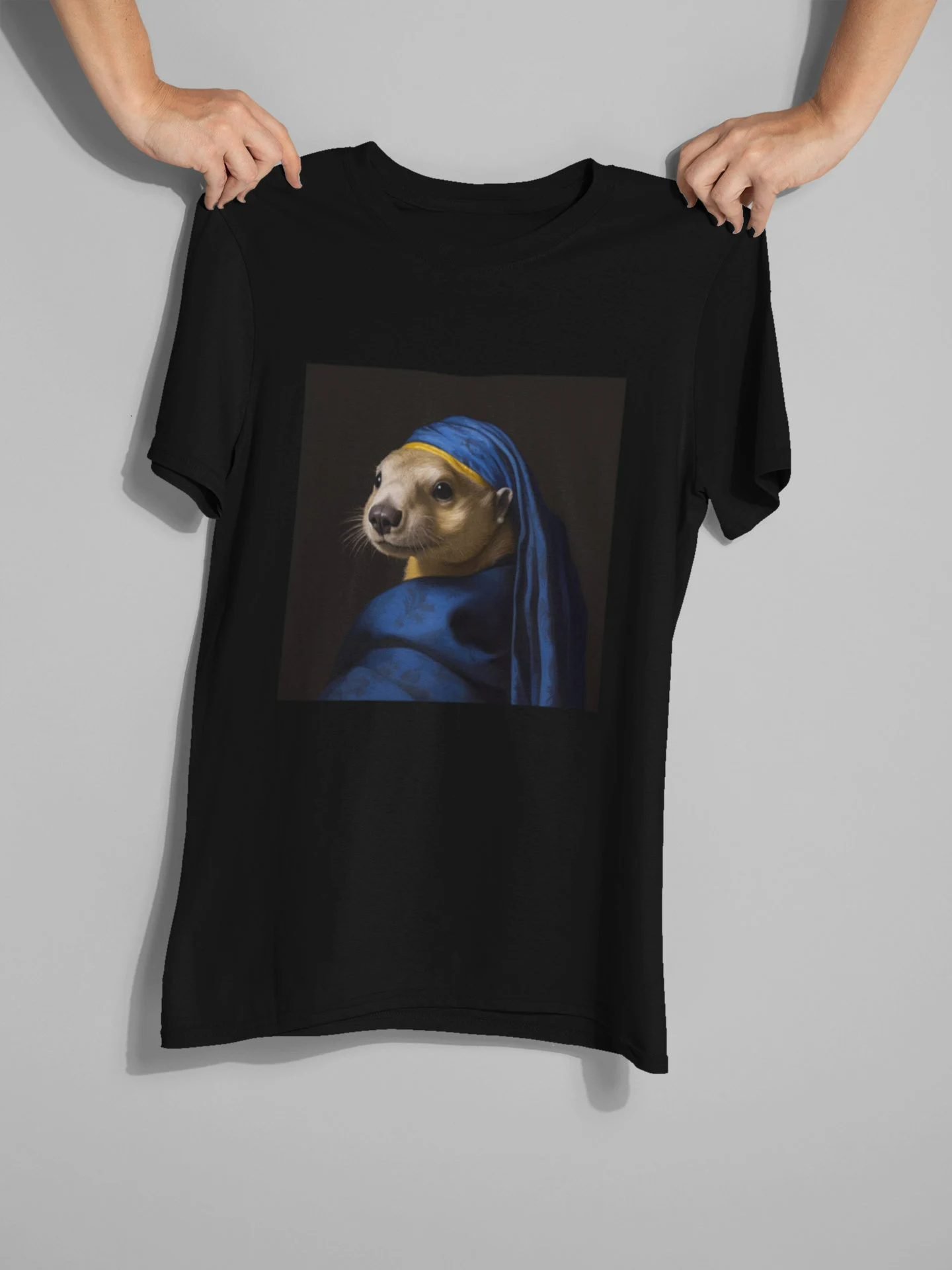 Summer Renaissance Clothing - تي شيرت أقراط اللؤلؤ من Otter،