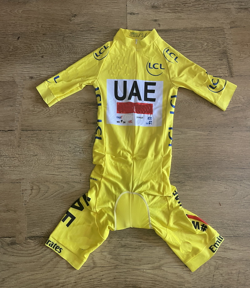 Summer Clothing Material - بدلة جلدية مقطوعة بالليزر 2024 فريق