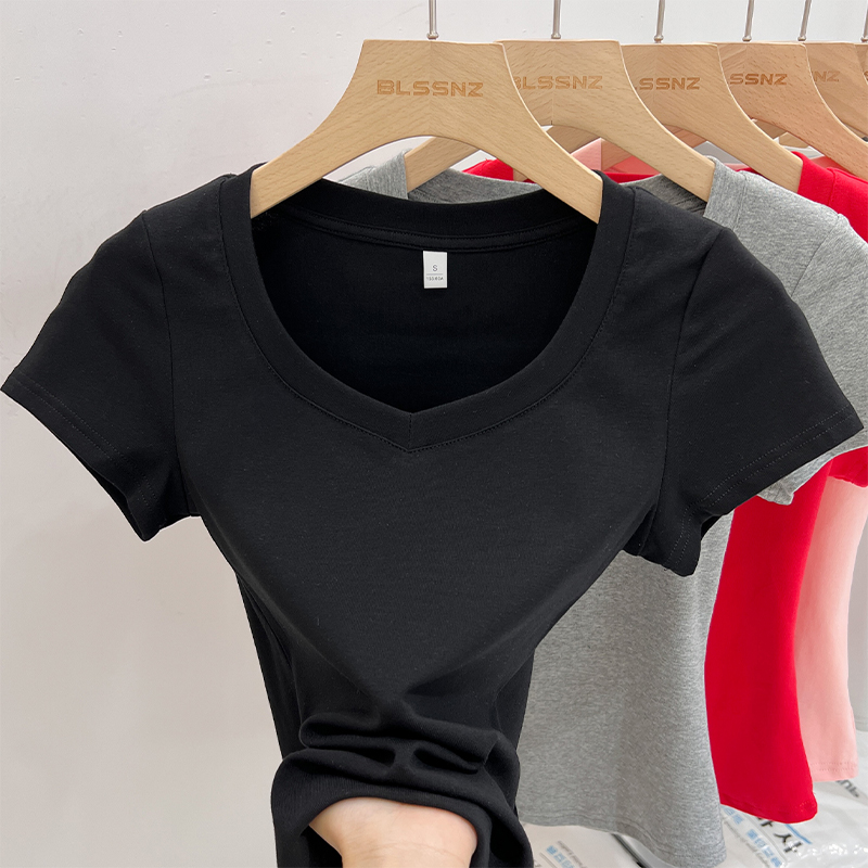 تي شيرت نسائي صيفي 2026 من AOS - مراجعة Summer Clothing Trends 2026 وسعره